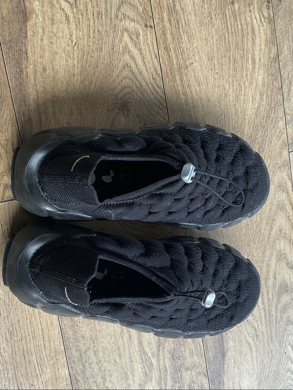 Nike Black Slip-On Athletic Sneakers with Bungee Toggle